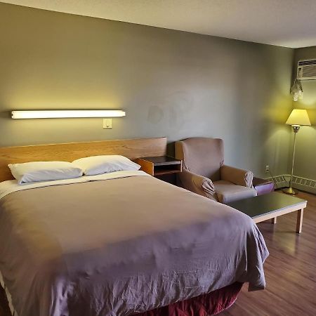 Stars Inn - Motel Fort Saskatchewan ภายนอก รูปภาพ