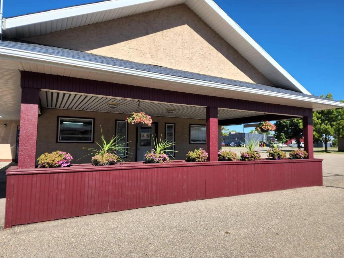 Stars Inn - Motel Fort Saskatchewan ภายนอก รูปภาพ