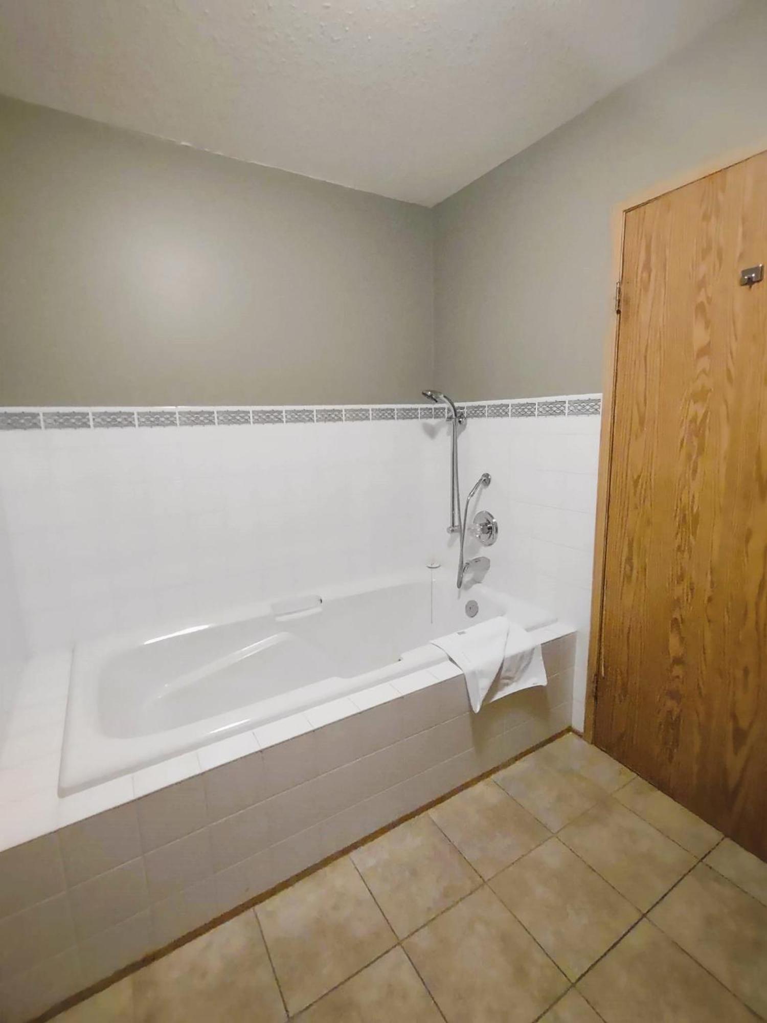 Stars Inn - Motel Fort Saskatchewan ห้อง รูปภาพ
